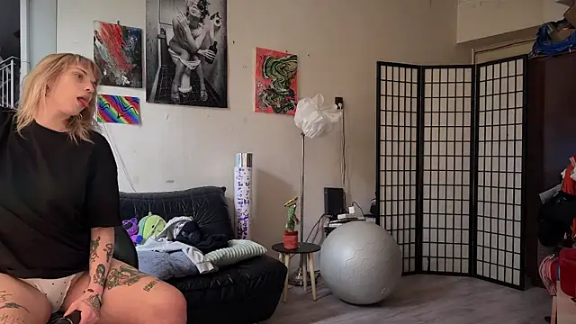 Mannarie Madsinn online show from 02/14/25, 10:59