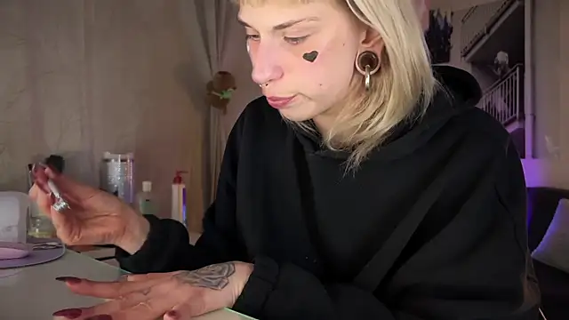 Mannarie Madsinn online show from 02/16/25, 11:48