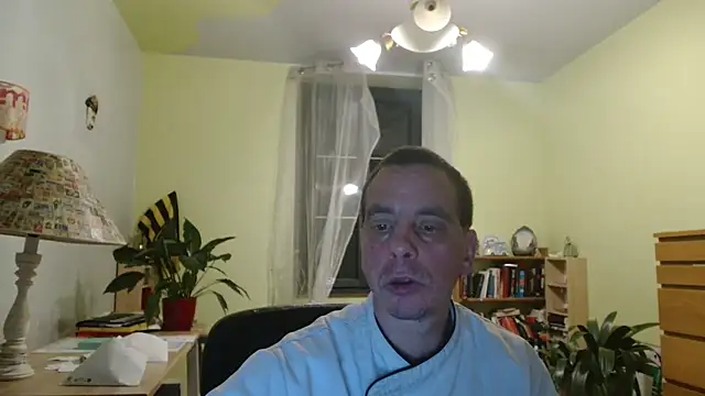 Snapshot of cloupefun chatting on 12/06/24, 04:36 cloupefun online show from 12/06/24, 04:36