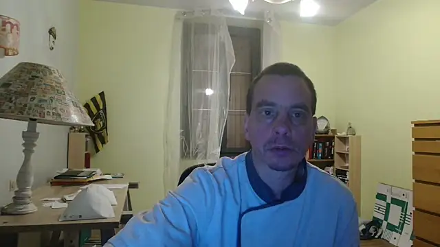 Snapshot of cloupefun chatting on 12/10/24, 04:45 cloupefun online show from 12/10/24, 04:45