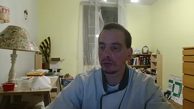 Snapshot of cloupefun chatting on 12/16/24, 04:55 cloupefun online show from 12/16/24, 04:55