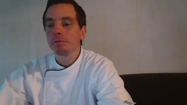 Snapshot of cloupefun chatting on 11/21/25, 07:29 cloupefun online show from 11/21/25, 07:29