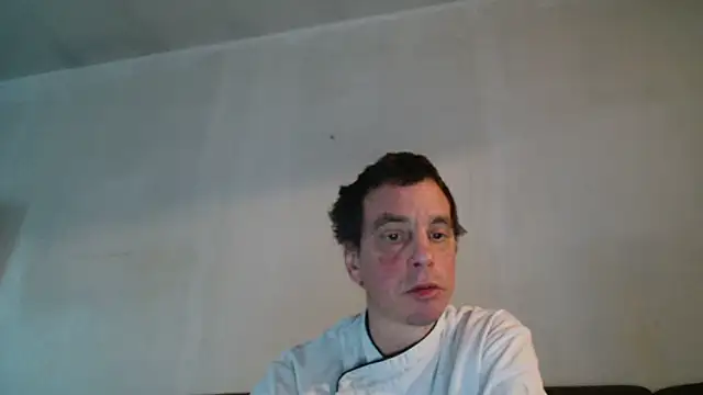 Snapshot of cloupefun chatting on 11/26/25, 07:31 cloupefun online show from 11/26/25, 07:31