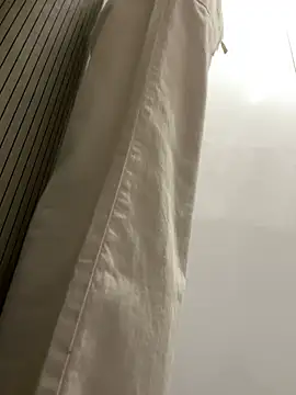 Snapshot of angelmommu chatting on 01/28/25, 12:00 angelmommu online show from 01/28/25, 12:00