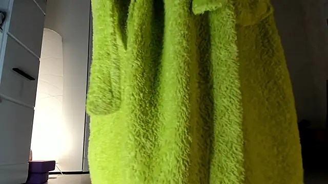 Snapshot of angelmommu chatting on 03/07/25, 07:19 angelmommu online show from 03/07/25, 07:19