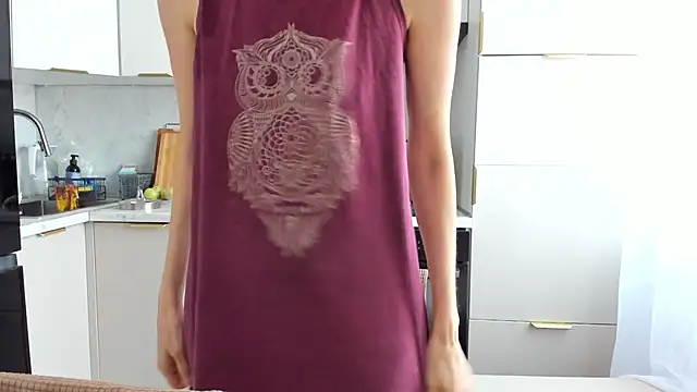 Snapshot of angelmommu chatting on 03/10/25, 11:10 angelmommu online show from 03/10/25, 11:10