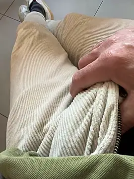 Snapshot of buodiculo chatting on 02/07/25, 01:53 buodiculo online show from 02/07/25, 01:53