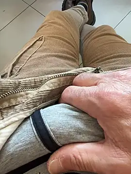 Snapshot of buodiculo chatting on 03/05/25, 01:06 buodiculo online show from 03/05/25, 01:06