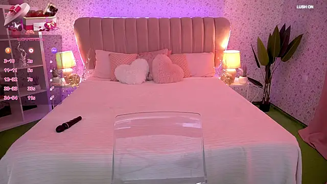 MissyMartinez online show from 09/20/25, 07:53