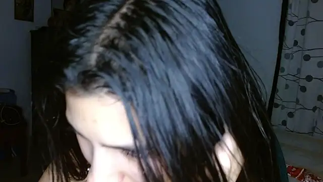 Snapshot of mia__lopez_ chatting on 12/31/24, 06:16 mia lopez online show from 12/31/24, 06:16