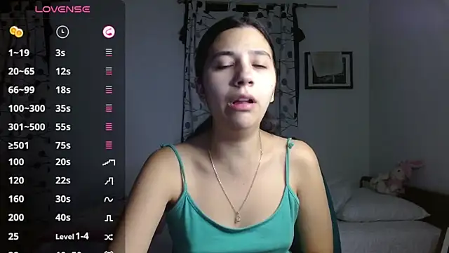 Snapshot of mia__lopez_ chatting on 01/23/25, 03:48 mia lopez online show from 01/23/25, 03:48