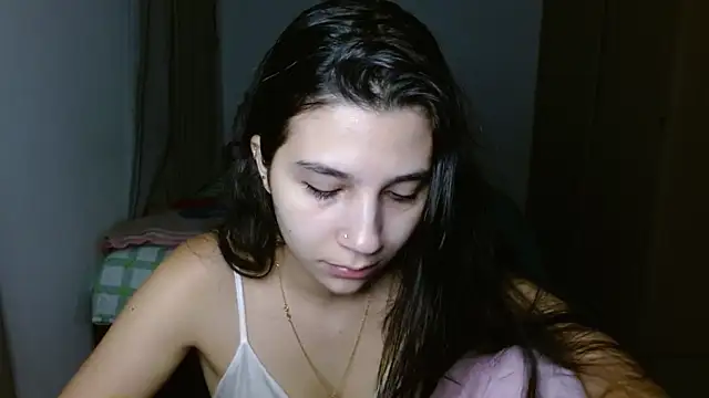 Snapshot of mia__lopez_ chatting on 10/07/25, 01:36 mia lopez online show from 10/07/25, 01:36