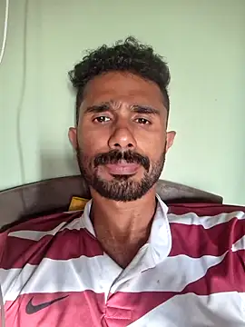 Snapshot of jithi007 chatting on 02/22/25, 11:35 jithi007 online show from 02/22/25, 11:35