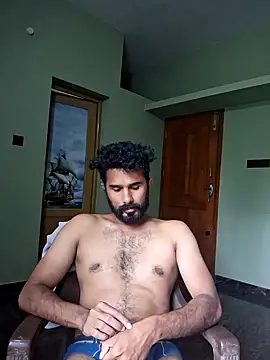 Snapshot of jithi007 chatting on 09/23/25, 04:04 jithi007 online show from 09/23/25, 04:04