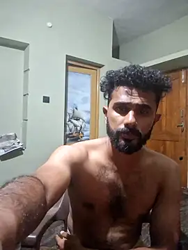 Snapshot of jithi007 chatting on 09/26/25, 04:22 jithi007 online show from 09/26/25, 04:22