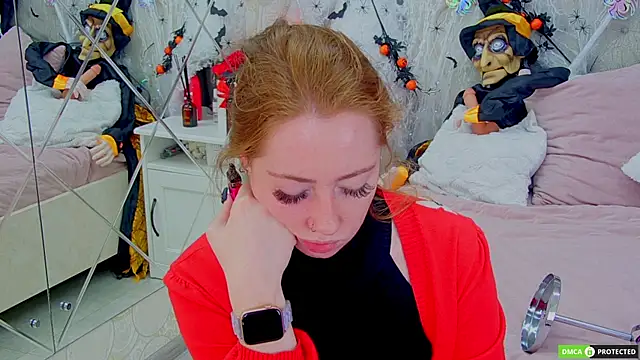 TinaBrook online show from 10/16/25, 04:13