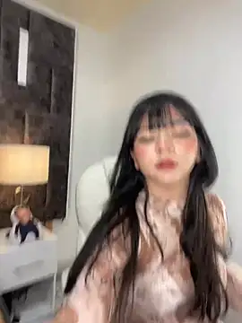 Snapshot of Petit-Rosse chatting on 03/12/25, 10:17 Petit-Rosse online show from 03/12/25, 10:17