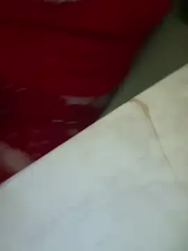 Snapshot of iloss2 chatting on 12/19/24, 08:13 iloss2 online show from 12/19/24, 08:13