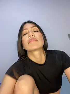 Snapshot of martina_contreras chatting on 12/30/24, 06:09 martina contreras online show from 12/30/24, 06:09