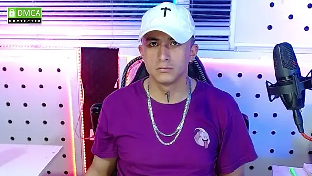 Darko0717 online show from 10/22/25, 01:39