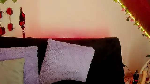 Snapshot of Cata_green chatting on 12/02/24, 11:51 Cata green online show from 12/02/24, 11:51