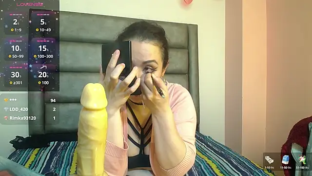Snapshot of samanthaanderson_ chatting on 01/10/25, 02:46 samanthaanderson online show from 01/10/25, 02:46