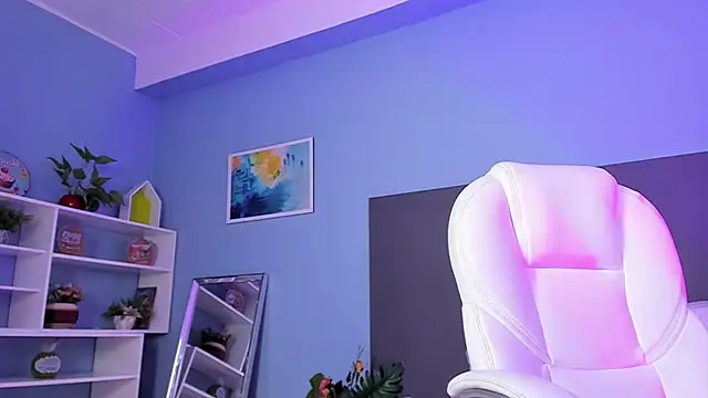 Snapshot of kylie_reyes chatting on 02/05/25, 08:35 kylie reyes online show from 02/05/25, 08:35