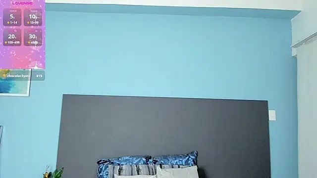 Snapshot of kylie_reyes chatting on 02/11/25, 02:03 kylie reyes online show from 02/11/25, 02:03