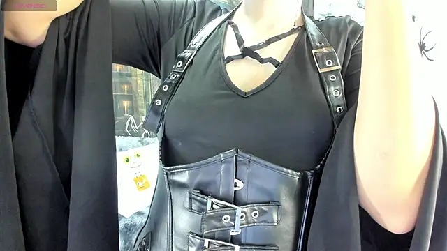 criss 21  online show from 10/24/25, 08:27