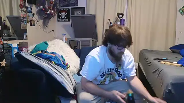 Snapshot of LovelyGreekDick6 chatting on 11/05/25, 02:22 LovelyGreekDick6 online show from 11/05/25, 02:22