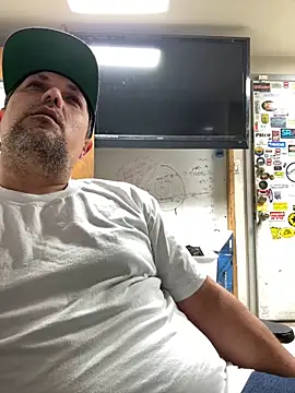 tank32s online show from 12/08/24, 10:19