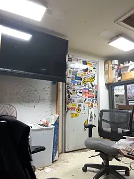 tank32s online show from 12/26/24, 07:24