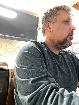 tank32s online show from 01/04/25, 09:00