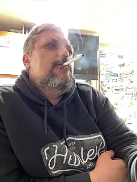 tank32s online show from 03/16/25, 08:43