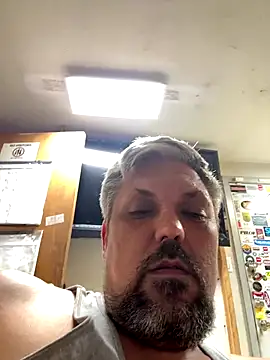 tank32s online show from 09/14/25, 05:06