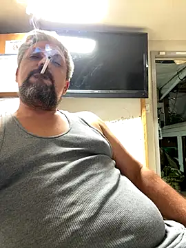 tank32s online show from 09/19/25, 07:21