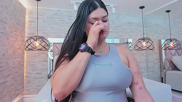 Snapshot of im_mou_ chatting on 01/18/25, 12:36 im mou online show from 01/18/25, 12:36