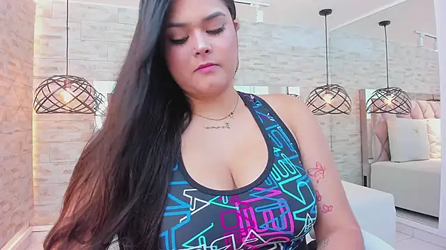 Snapshot of im_mou_ chatting on 01/20/25, 01:11 im mou online show from 01/20/25, 01:11