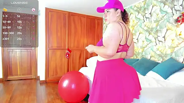 PamelaRizzoo online show from 12/21/24, 03:20