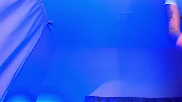 miia-smith97 online show from 10/02/25, 10:06