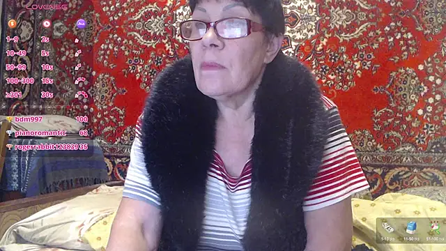 Snapshot of Sandra_Carina chatting on 09/18/25, 04:31 Sandra Carina online show from 09/18/25, 04:31