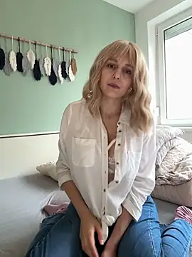 LaurenSommer online show from 11/12/25, 08:48