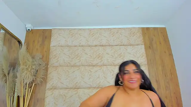 Snapshot of antonellarusso_1 chatting on 02/26/25, 12:36 antonellarusso 1 online show from 02/26/25, 12:36