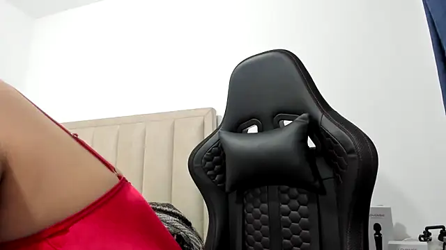 Chloemiller89 online show from 10/09/25, 11:03