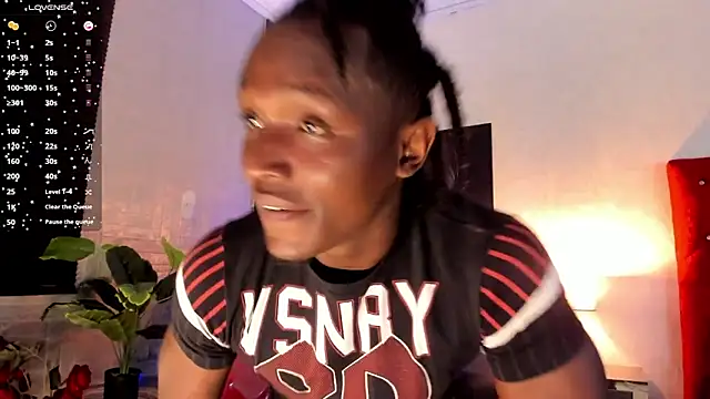 DannSmmith online show from 10/28/25, 04:38