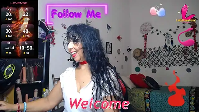 Snapshot of YourWhoreXX chatting on 09/16/25, 02:18 YourWhoreXX online show from 09/16/25, 02:18