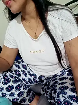 lolo890 online show from 11/13/25, 03:55