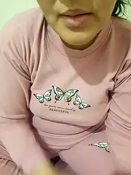 lolo890 online show from 12/05/25, 12:14