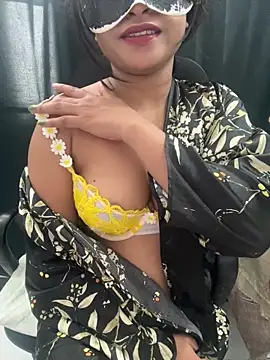 Amelia singh online show from 10/17/25, 08:06