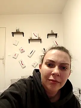 LEAsquirt91 online show from 03/03/25, 07:17